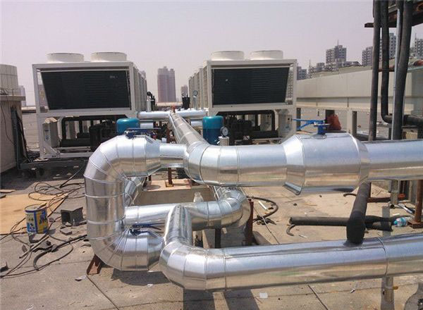 空調(diào)管道鐵皮保溫.jpg 空調(diào)管道鐵皮保溫.jpg